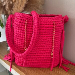 sac "seau" au crochet, fait main, artisanat français, tendance 2025, fuchsia