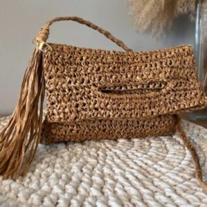 sac, pochette crochetée n raphia, fait main, artisanant francais tendance été 2025