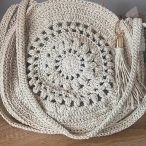 Sac rond au crochet grande contenance avec son large fond, style bohème, fait main, en France